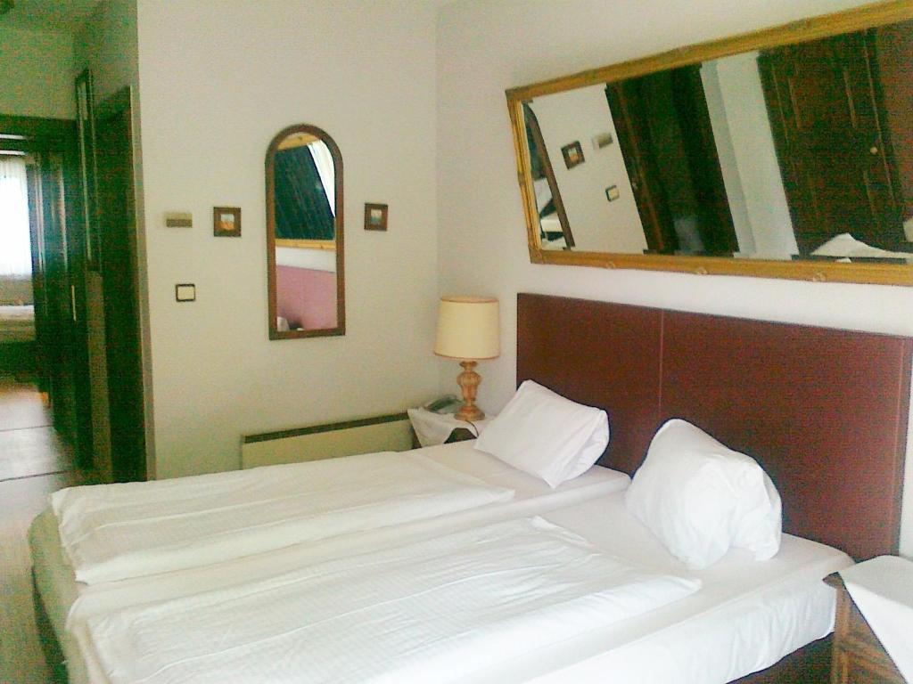 Gaestehaus Auerhahn Vöcklabruck Extérieur photo